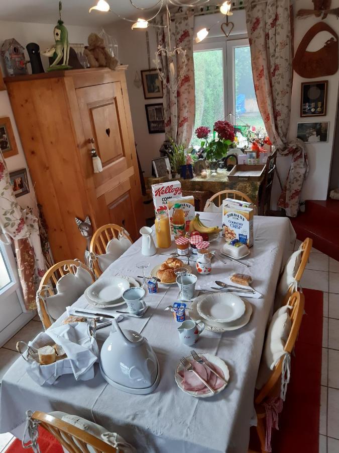 Les Alouettes B&B Hardecourt-aux-Bois ภายนอก รูปภาพ